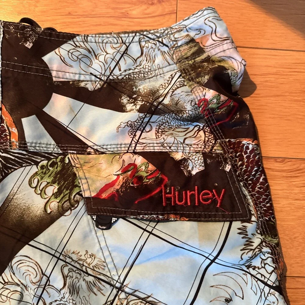 Hurley Mens AOP Dragon Design Multicolor Surf Swim Board Shorts Size 32